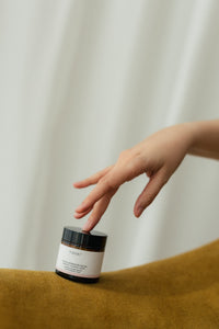 Crema facial hidratante de geranio, lavanda y rosa - Nasei