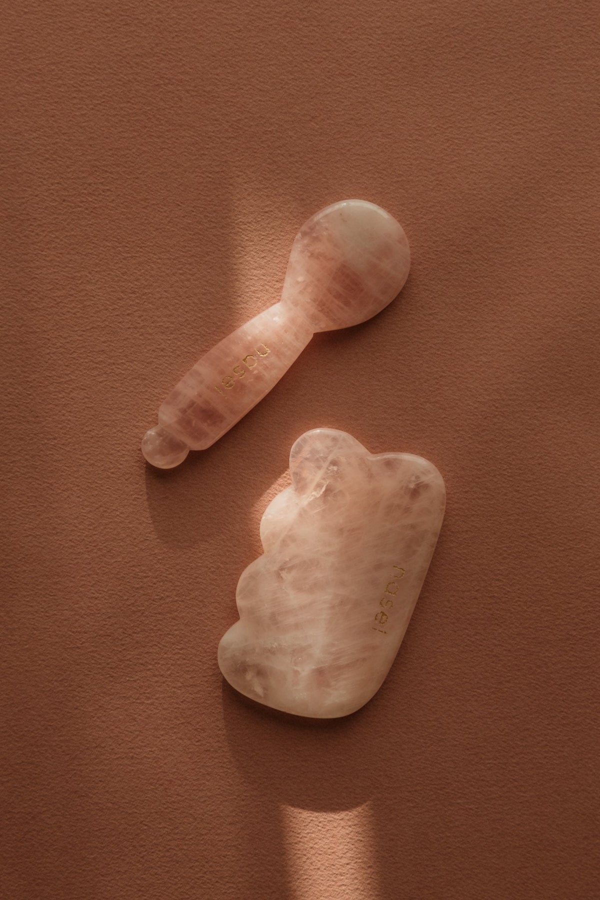 Espátula de cuarzo rosa. - Nasei