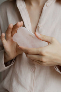Gua Sha de cuarzo rosa - Nasei
