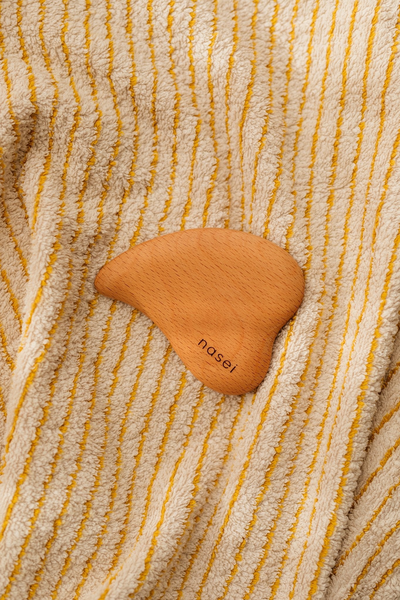 Gua Sha facial de madera - Nasei