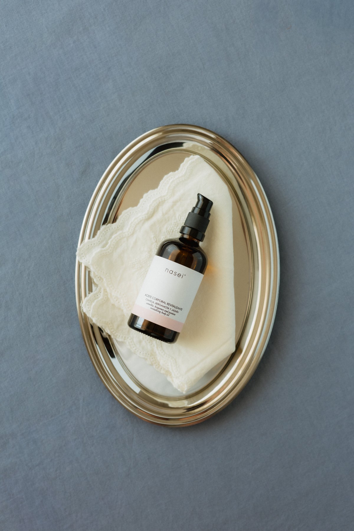 Aceite corporal revitalizante camelia, bergamota y jazmín