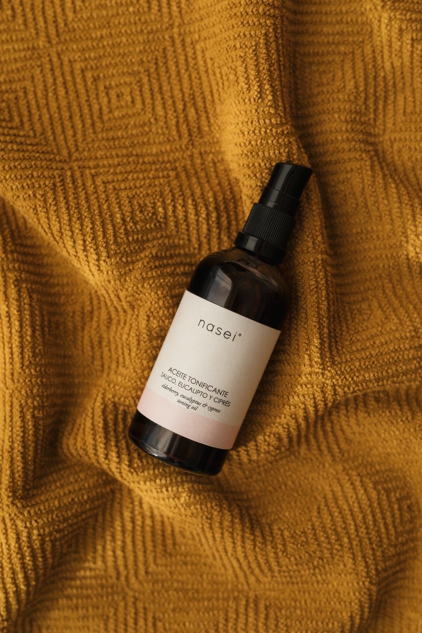 Aceite tonificante de saúco, eucalipto y ciprés